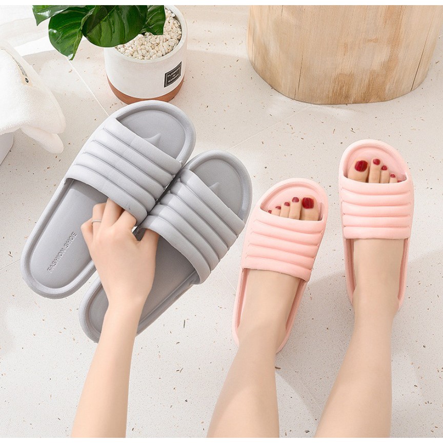 Sandal Rumah Pria Wanita Ringan Empuk Anti Slip Slipper EVA Soft SP005