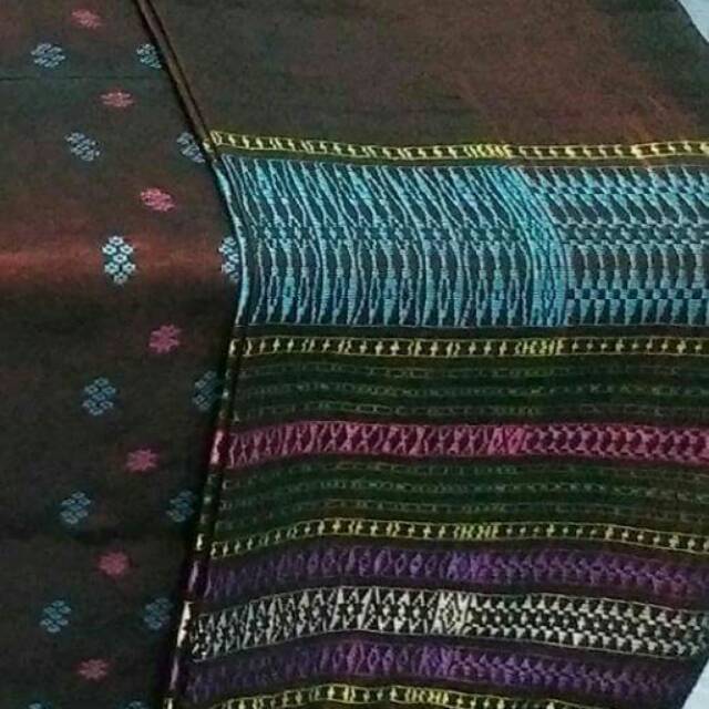 Songket pucca bunga