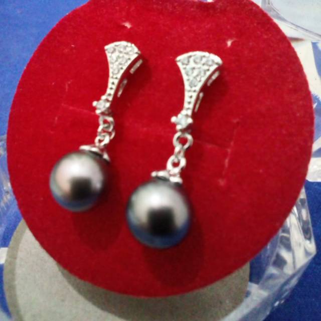 Giwang mutiara laut lombok