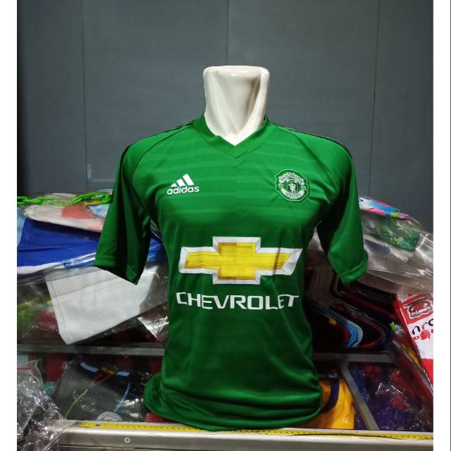 Jersey kaos baju bola man u kiper hijau new