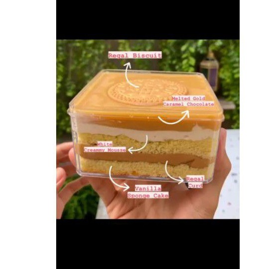 

BITTERSWEETBYNAJLA regal dessertbox
