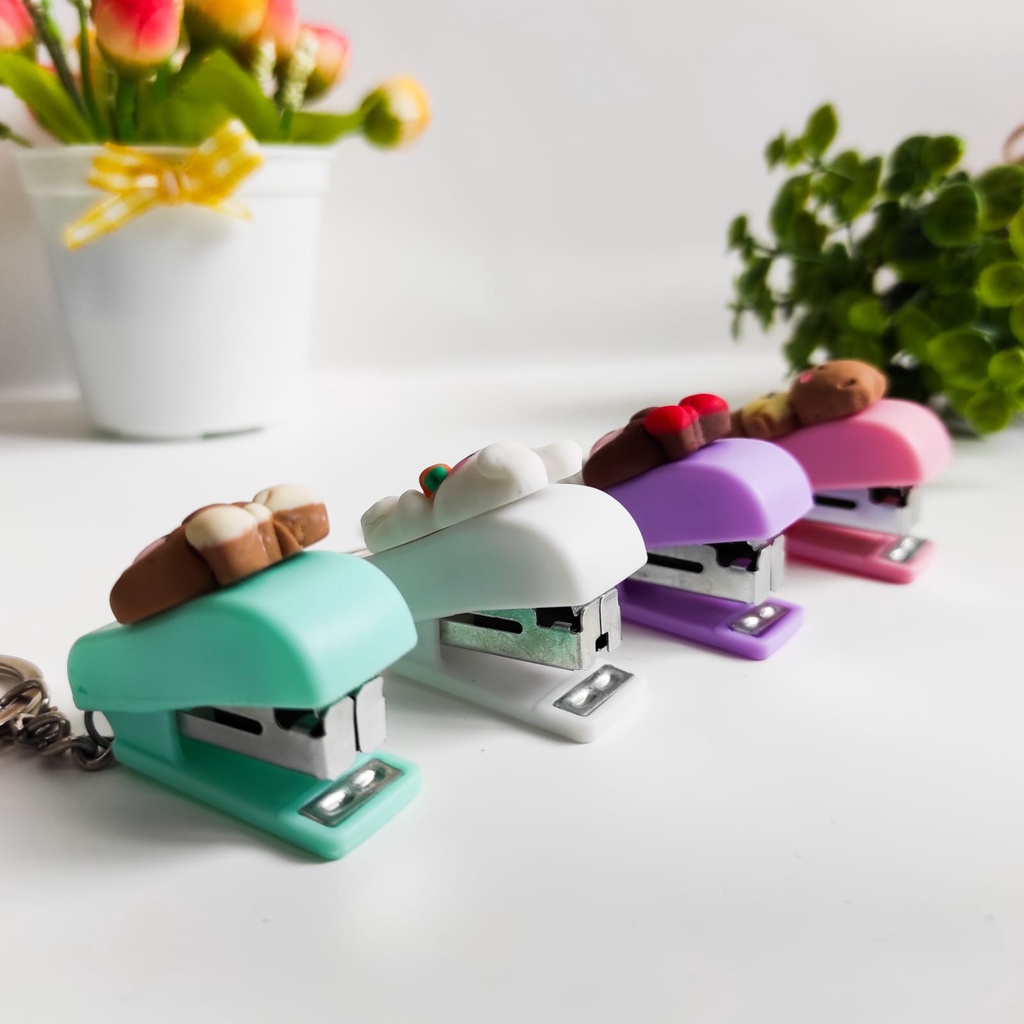 STAPLER MINI STAPLES GANTUNGAN KUNCI GANCI KARAKTER IMUT LUCU PASTEL