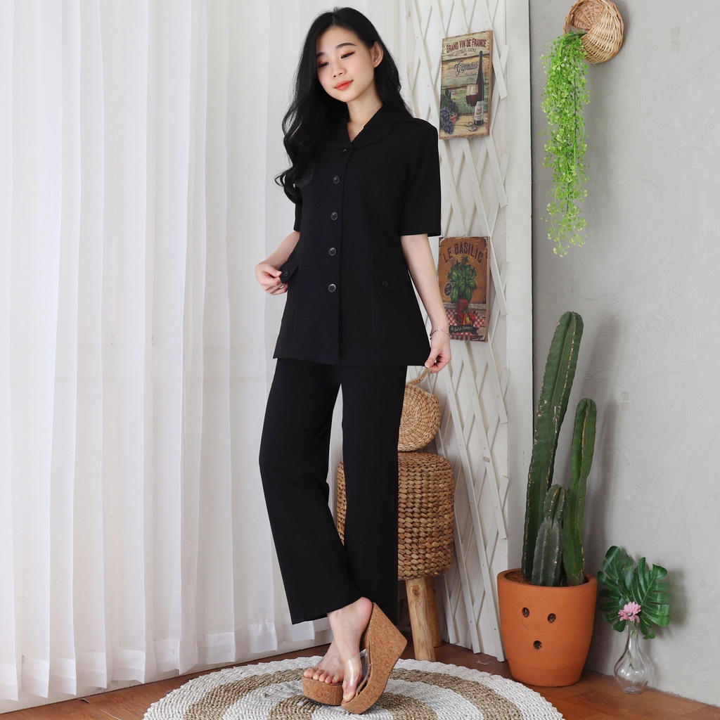 BLAZER WANITA LYNELLE / Seragam PNS / Blazer PNS / Baju PDH PNS Wanita / Baju Dinas Pemda Wanita / Baju Khaki PNS Wanita / Seragam ASN Wanita / Baju Guru Wanita - 7010 HITAM ROKPENDEK