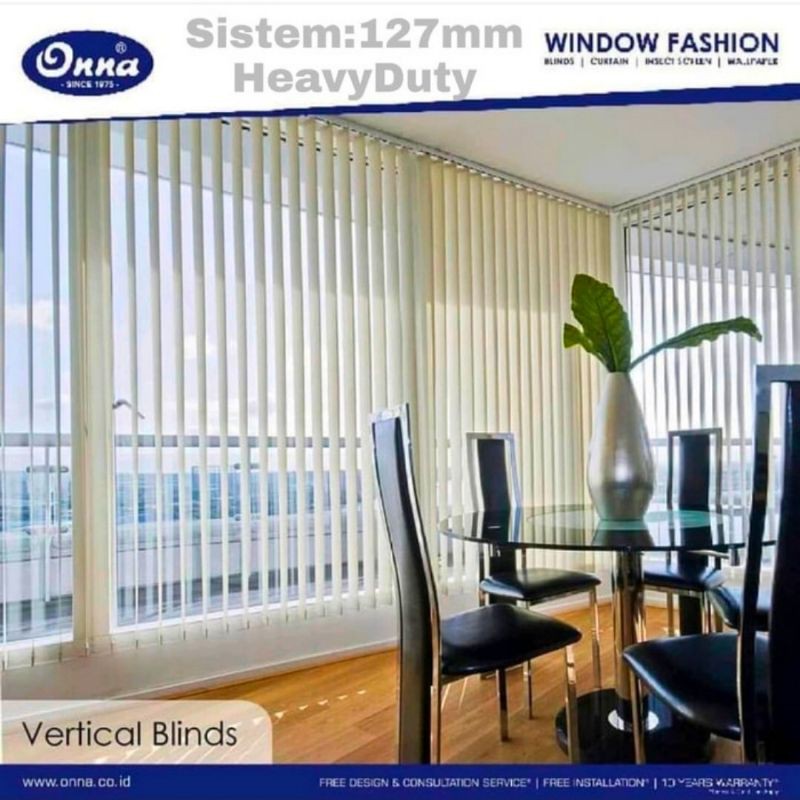 Onna / VertikalBlind / KeraiKantor / Gordyn / TiraiaJendela