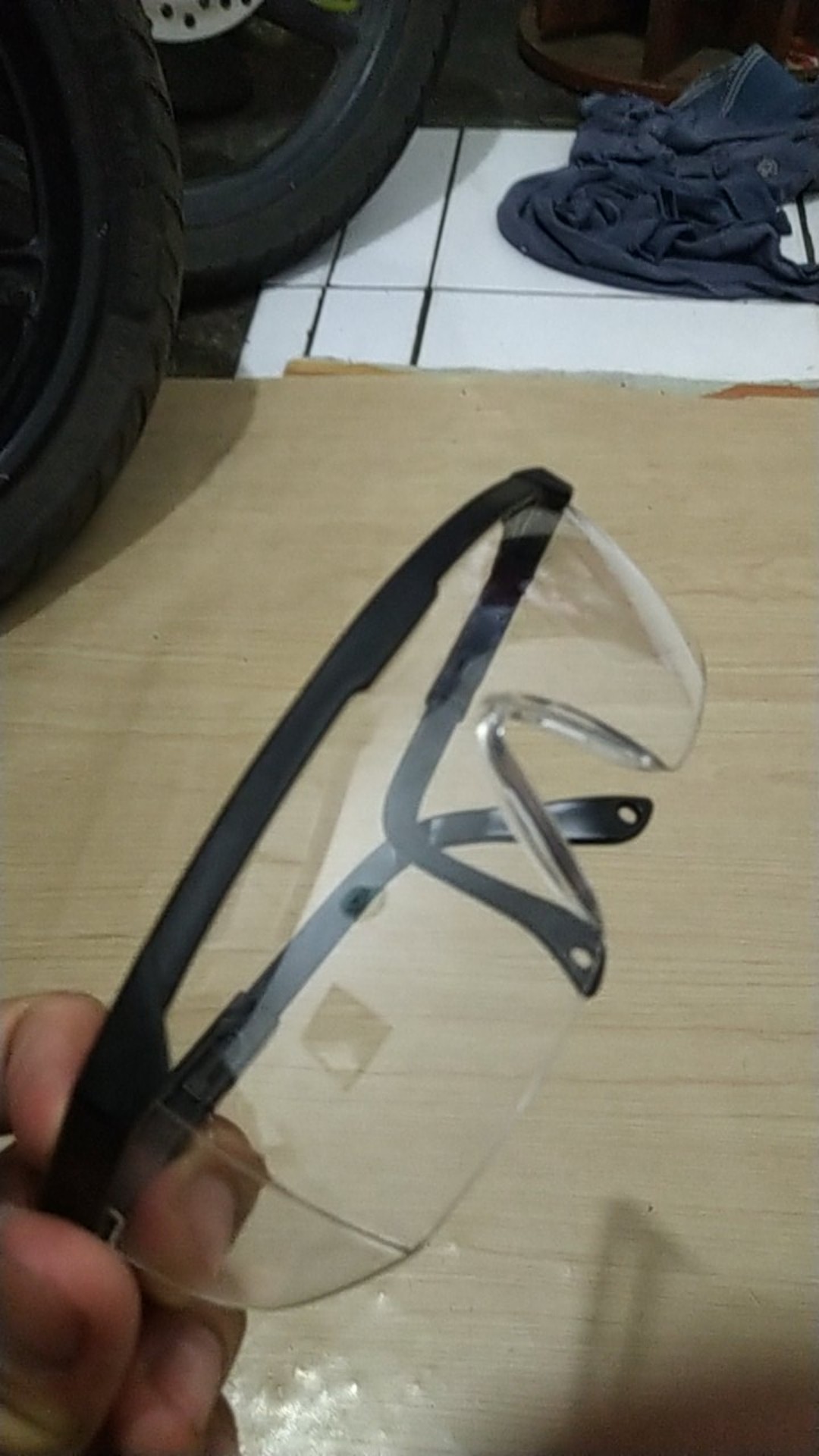 Kacamata Pelindung Mata / Safety Google Bening Putih