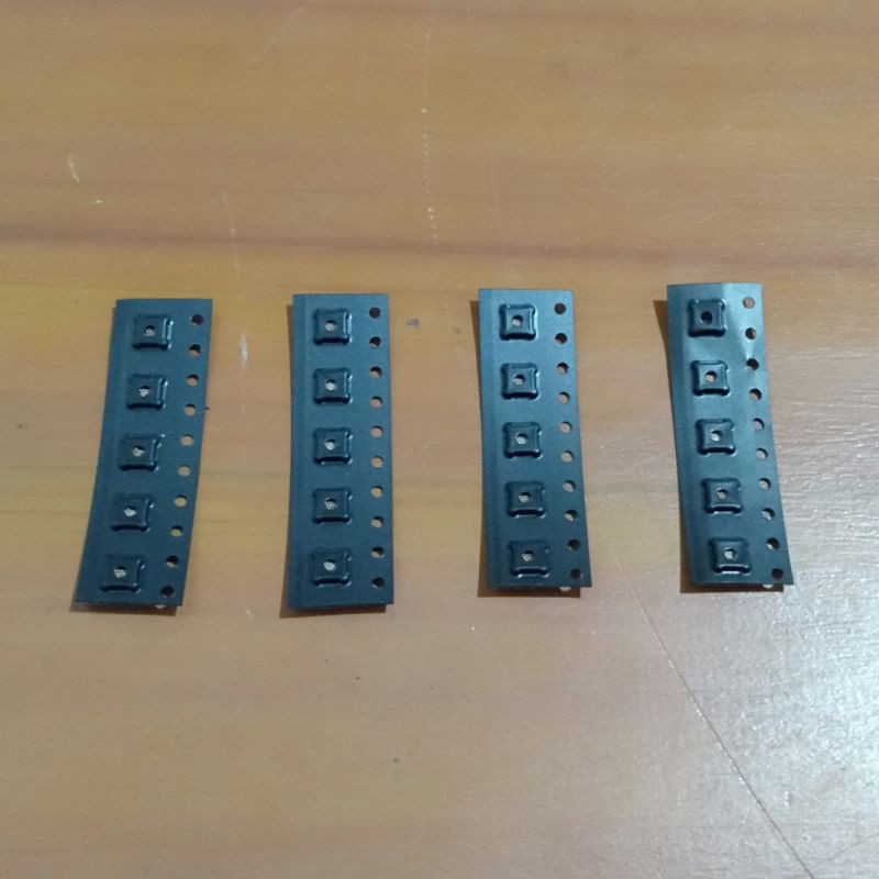 IC RF WTR2965 IC SINYAL VIVO Y71
