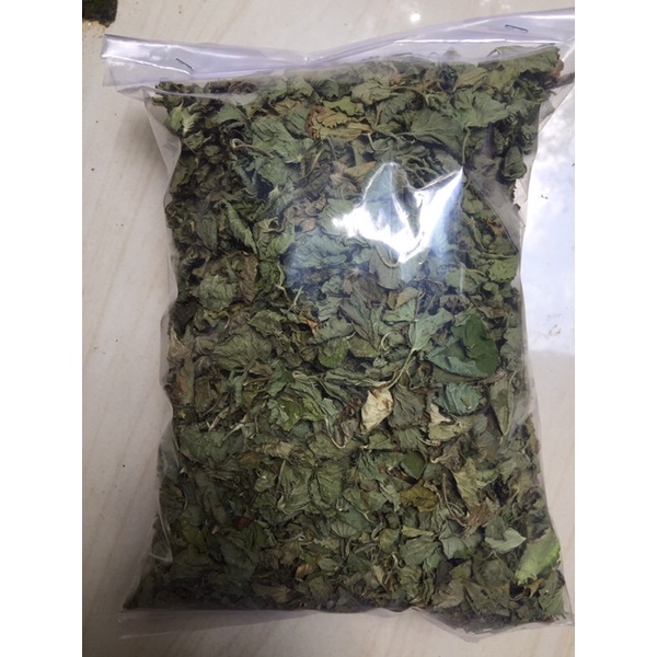 

daun pegagan kering tanpa batang /pegagan/antanankering 100gr