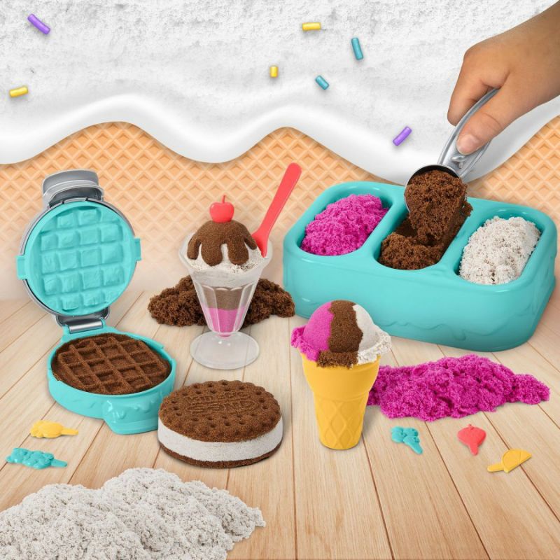 Kinetic Sand Scents, Ice Cream Treats Playset with 3 Colors of All-Natural Scented Sand and 6 Serving Tools