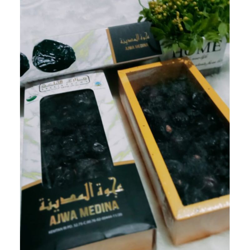 

kurma Ajwa Medina 500gr jaminan asli 100%