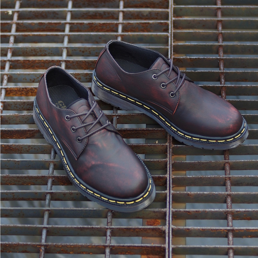 Kalmar Maroon (Kulit Asli) - Sepatu Pantofel kulit Asli dokmart sepatu docmart pendek sepatu dokmart kulit asli - Pantopel Pria Kasual Formal Kerja Kantor Kuliah oxford original