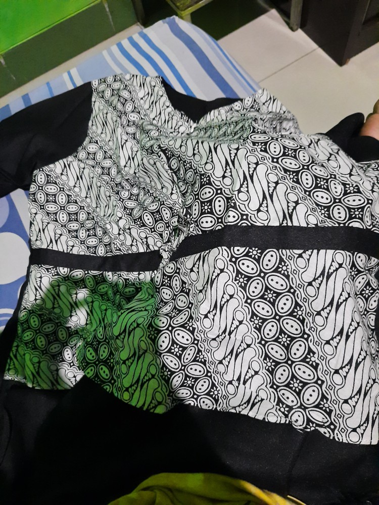 Atasan Batik Dolby Dolbi Dobby Doby Tenun Sutra Tulis Halus Katun Atbm Baron ,sarombit Atasan