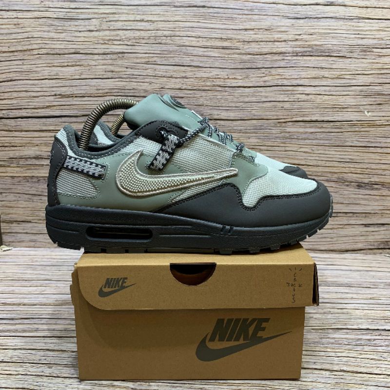 Sepatu nike air max travis scott