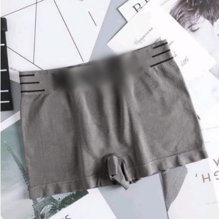 UNDR031 CELANA DALAM PRIA BOXER MAN 70gr-1