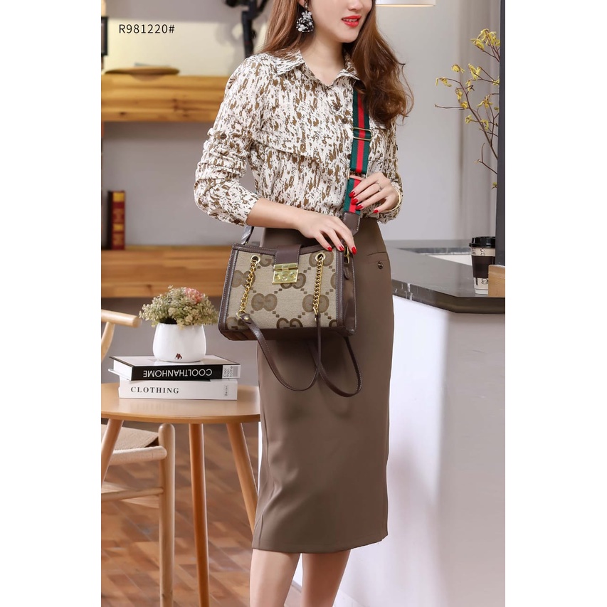 GC Shoulder Bag Jumbo GG in Camel and Canvas R981220