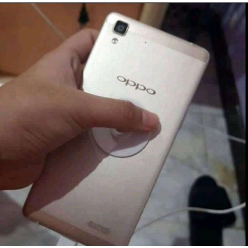 Oppo R7 minus LCD
