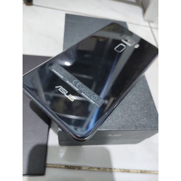 Asus zenfone 3 ze552kl