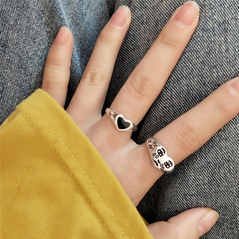 [ACKER] Cincin Model Terbuka Dapat Disesuaikan Bentuk Hati Warna Hitam Gaya Vintage Untuk Wanita