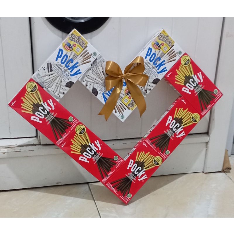 

buket love / buket pocky love isi 8