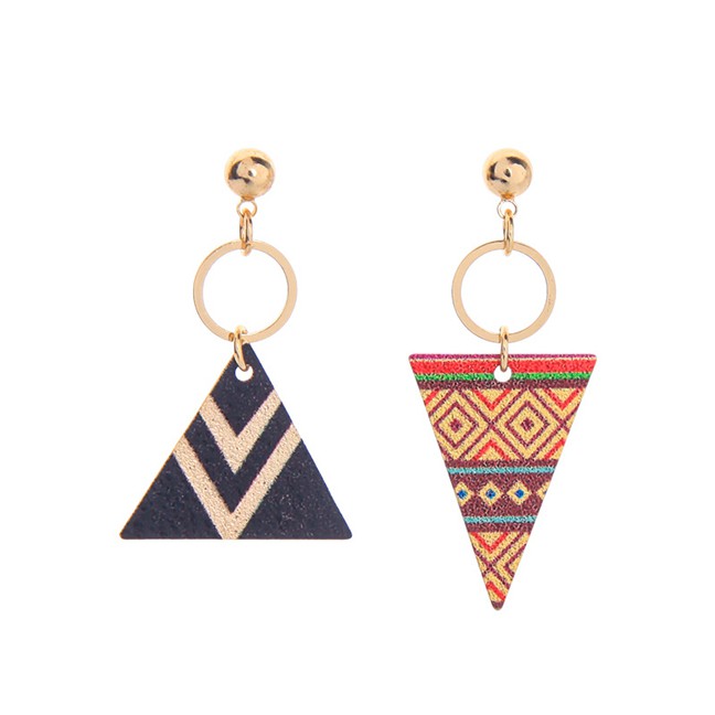 LRC Anting Tusuk Fashion Triangle Geometric Asymmetric Round Hollow Triangle Earrings K04277