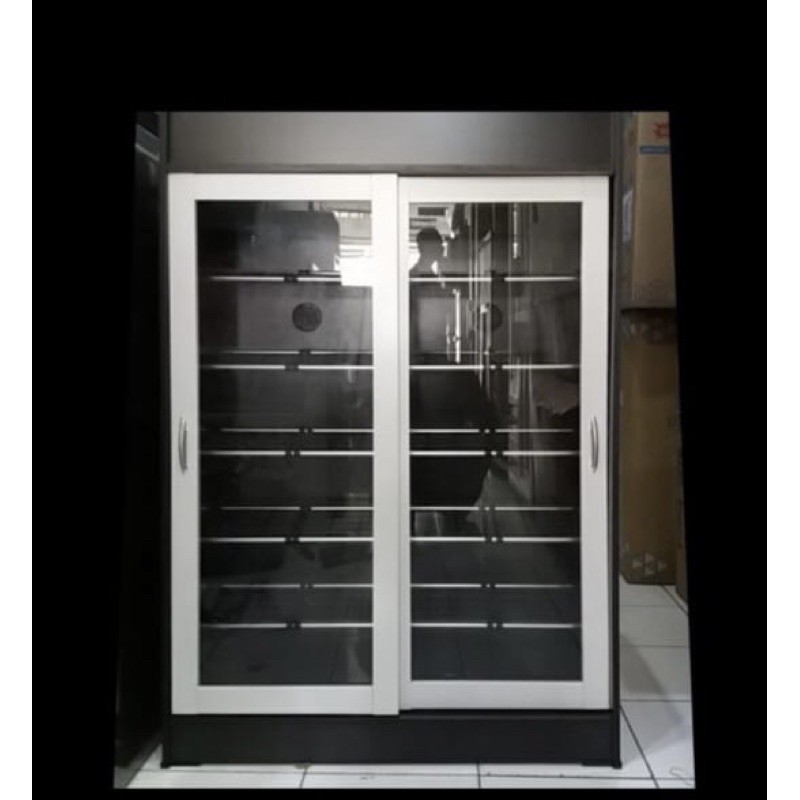 rak sepatu sliding kaca