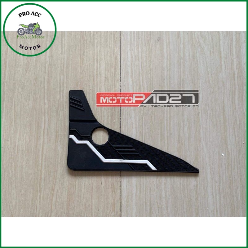 stiker sticker cover knalpot NEW VARIO 160 3D RUBBER MOTOPAD27