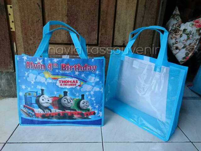 

tas ultah karakter custom thomas/tas souvenir ultah karakter kombinasi mika