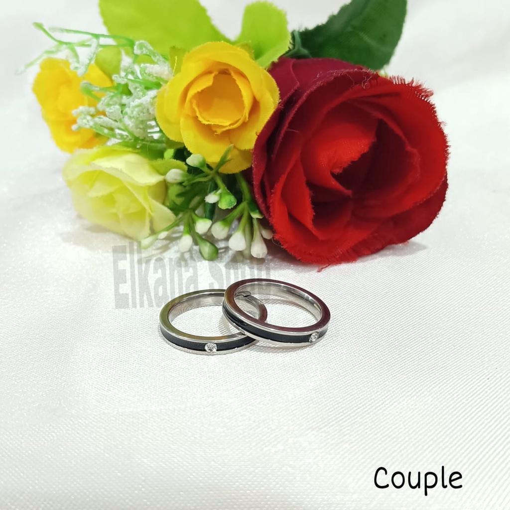 CINCIN COUPLE TITANIUM BLACK BERKELAS PERHIASAN ANTI KARAT&amp;ANTI LUNTUR