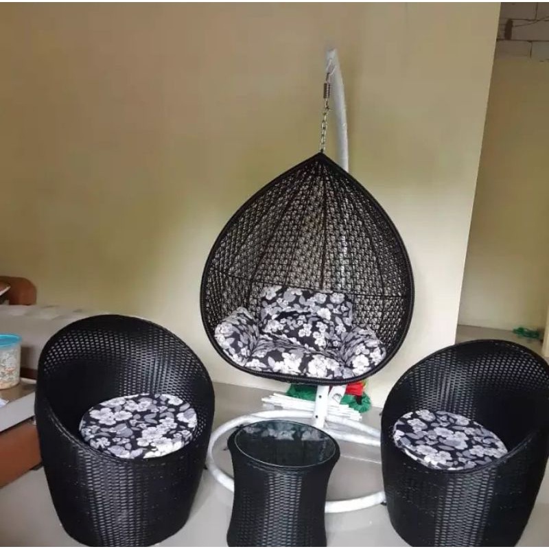 Set ayunan kursi teras