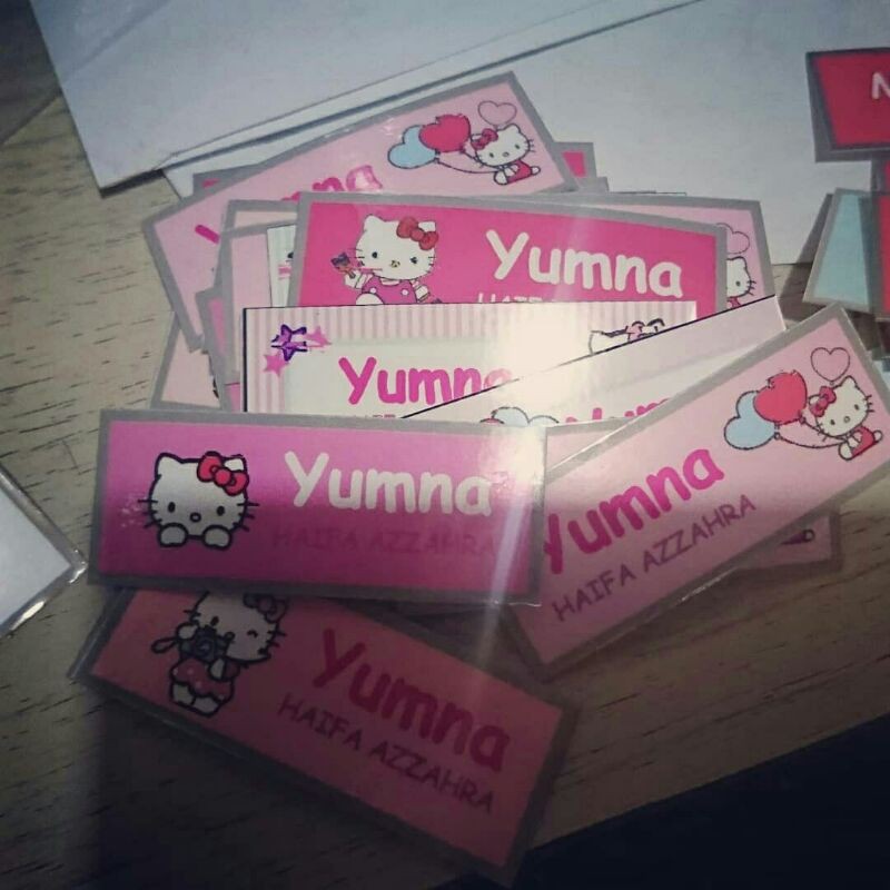 

stiker label nama anak