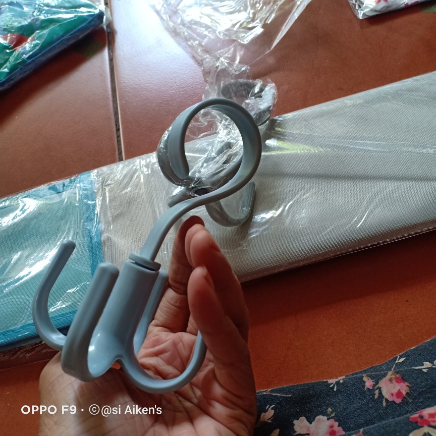 J2lokh530 Hanger 360 Derajat Murah Import Syal Tas Tali Pinggang Serbaguna Gantungan Serbaguna
