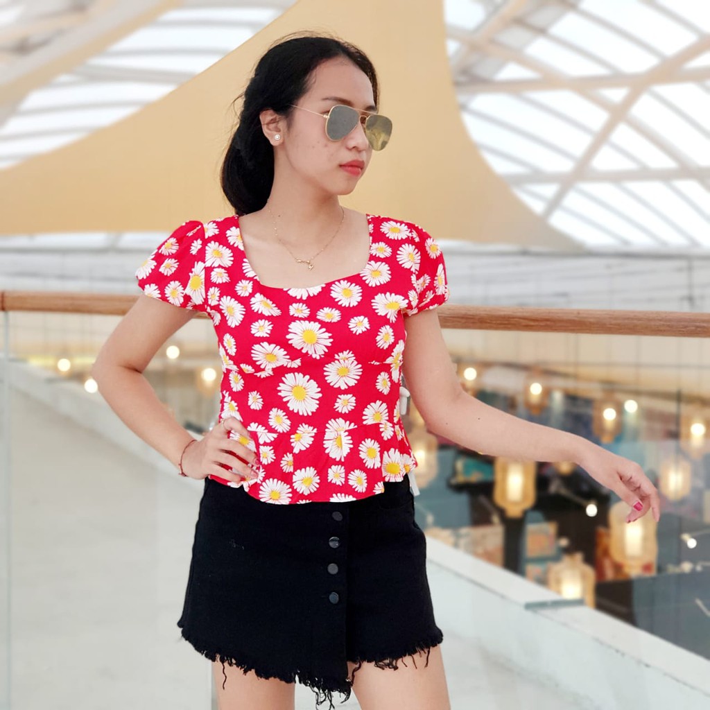 FASHION PAKAIAN ATASAN WANITA MOTIF DAISY CROP TOP BLOUSE LEHER KOTAK