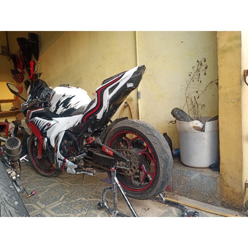 selancar CBR 150 Facelift undertail CBR 150Facelift tutup spakbor CBR 150Facelift