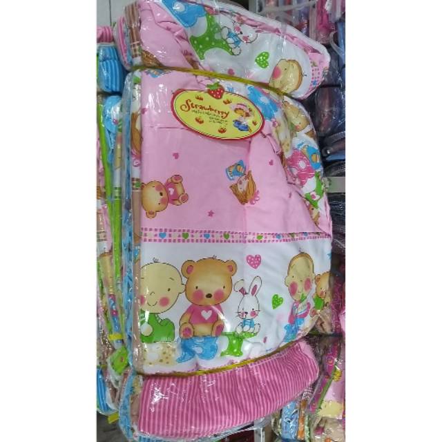 Selimut topi baby merk strawberry bahan katun halus