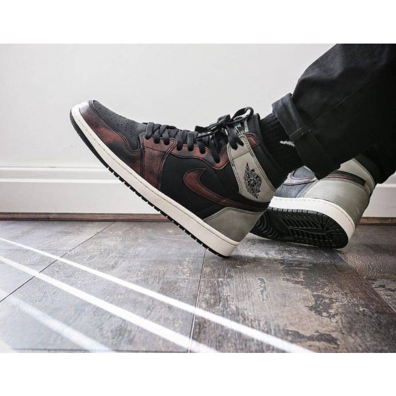 Jordan 1 Patina