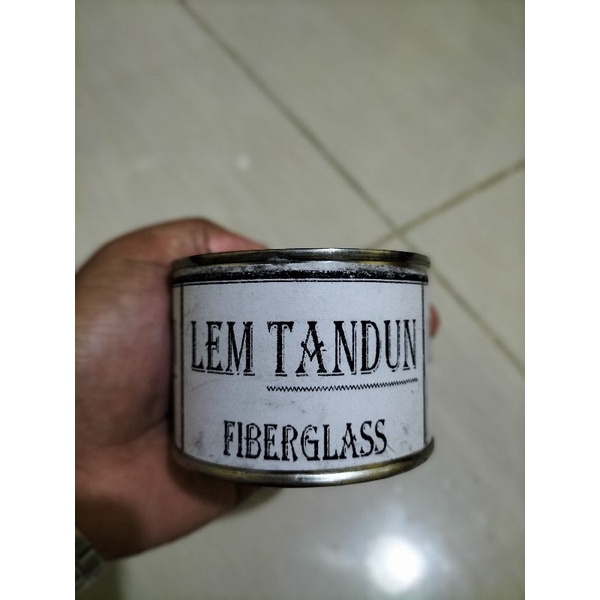 Lem Fiberglass Penambal Tandon Banjarmasin