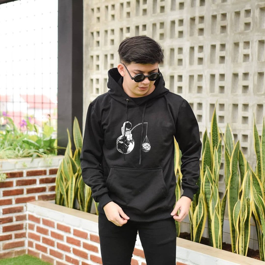 Nara Grosir - Fishing Astronot | Fashion Terkini | Sweater Termurah