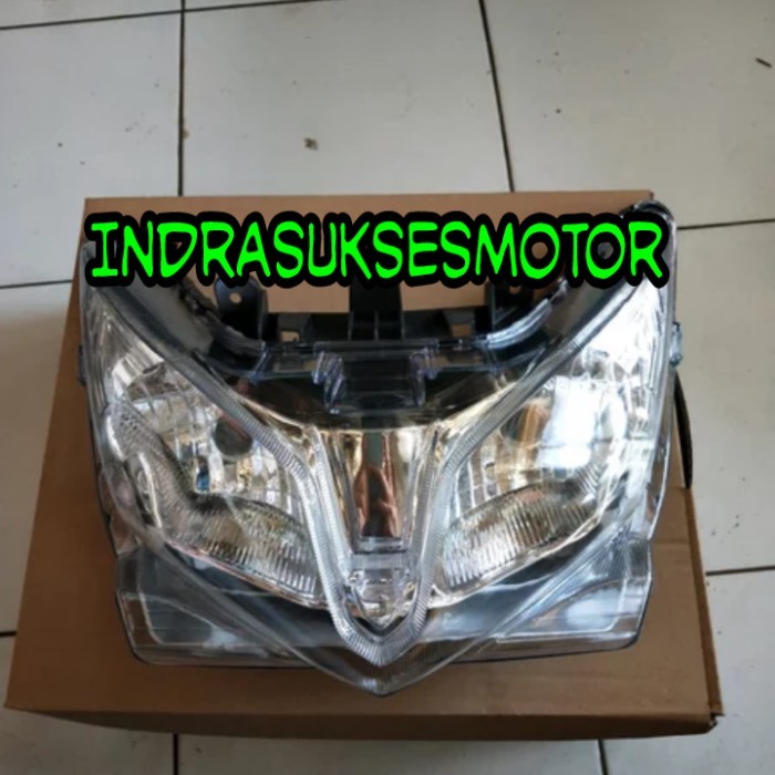 revektor lampu depan motor vario techno 125 lama