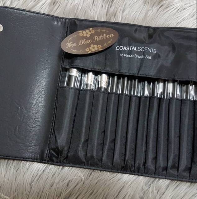 AUTHENTIC !! MAKEUP BRUSH SET ISI 12