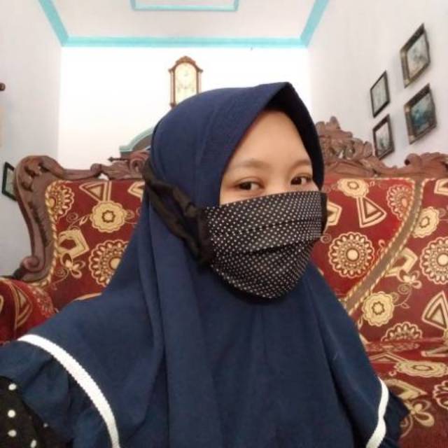 MASKER KAIN MOTIV TALI KERUT