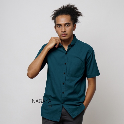 kemeja pria polos lengan pendek warna biru toska biru wardah biru min lilac ungu