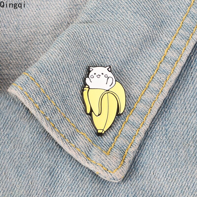 Pin Bros Lencana Enamel Bentuk Kartun Hewan Kucing Pisang Kawaii Untuk Hadiah Anak