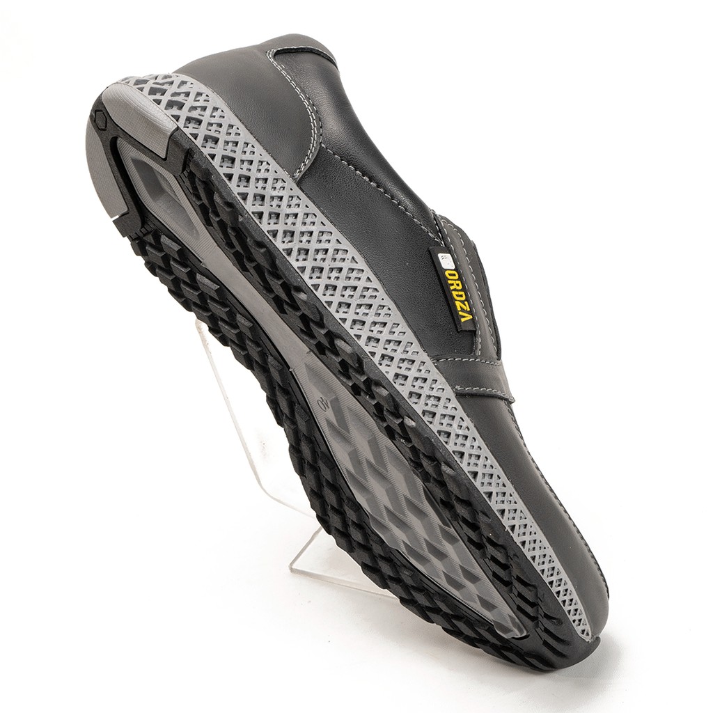 Sepatu Slip On Casual Pria Leather Full Grain Northon Bulls DX804