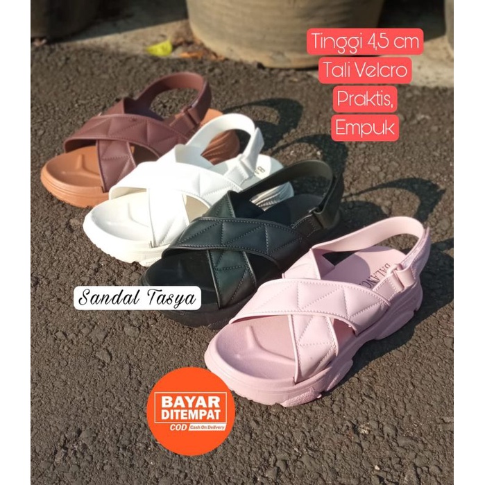 Sandal Gunung Jelly Tali Silang Platform Wanita Import Balance 2201 Terbaru Bahan Karet Korea Style Tinggi 5 cm