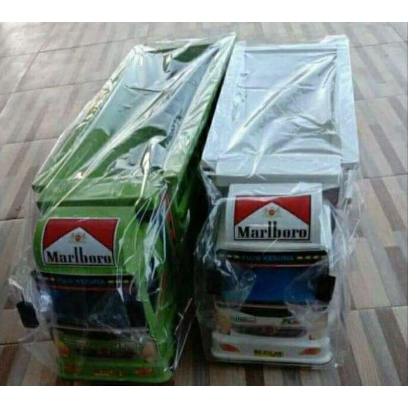 mobilan kayu truck oleng