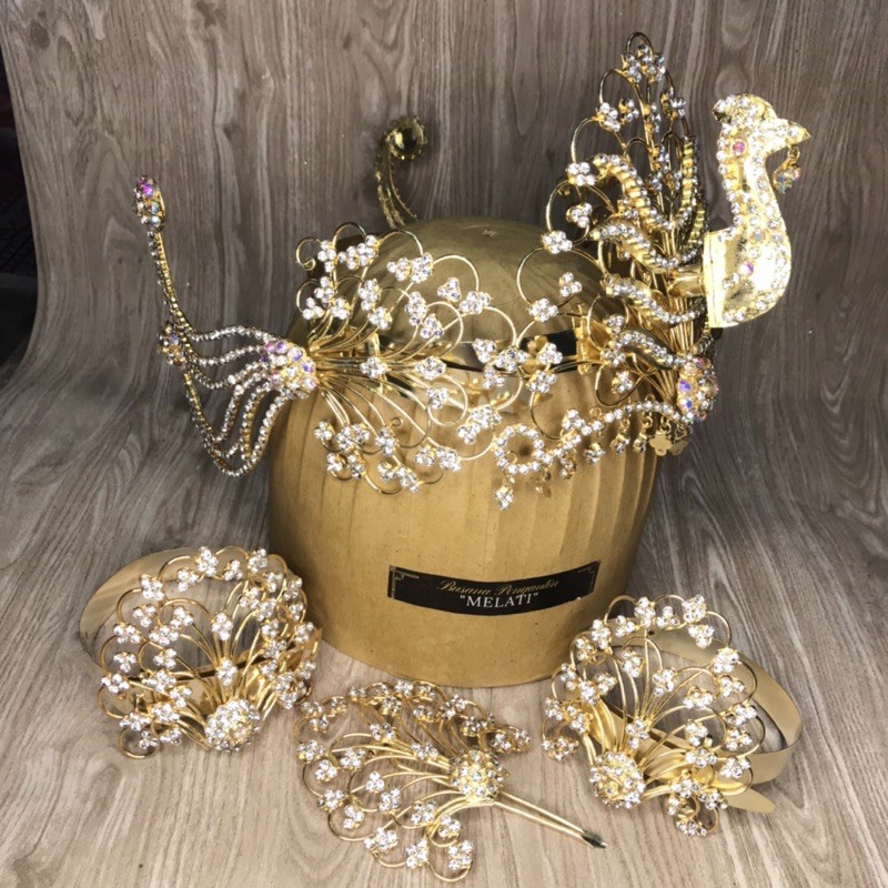 mahkota siger | siger sunda | mahkota sunda | siger pengantin | mahkota pengantin | siger merak daun