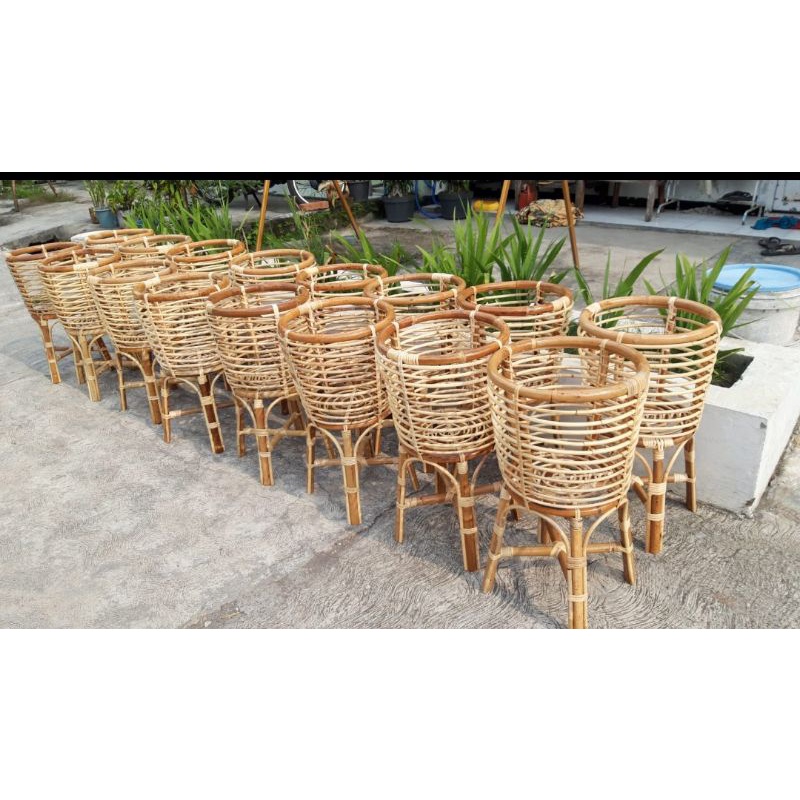 TERMURAH Pot Rotan kaki/ standing pot/ pot bunga rotan