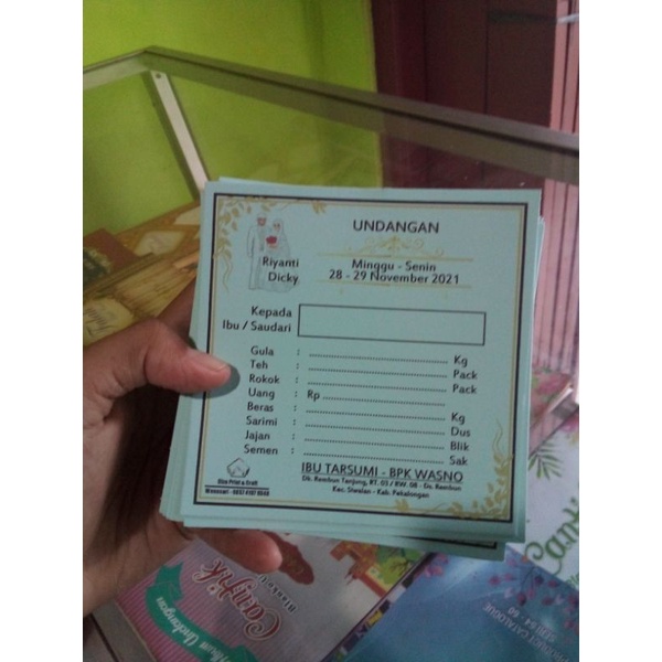 Undangan Kotangan & Undangan Black White Murah