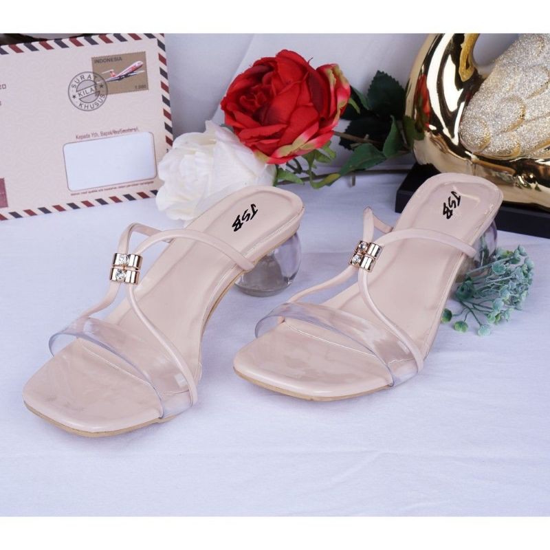 kaca hari sepatu wanita high hells
