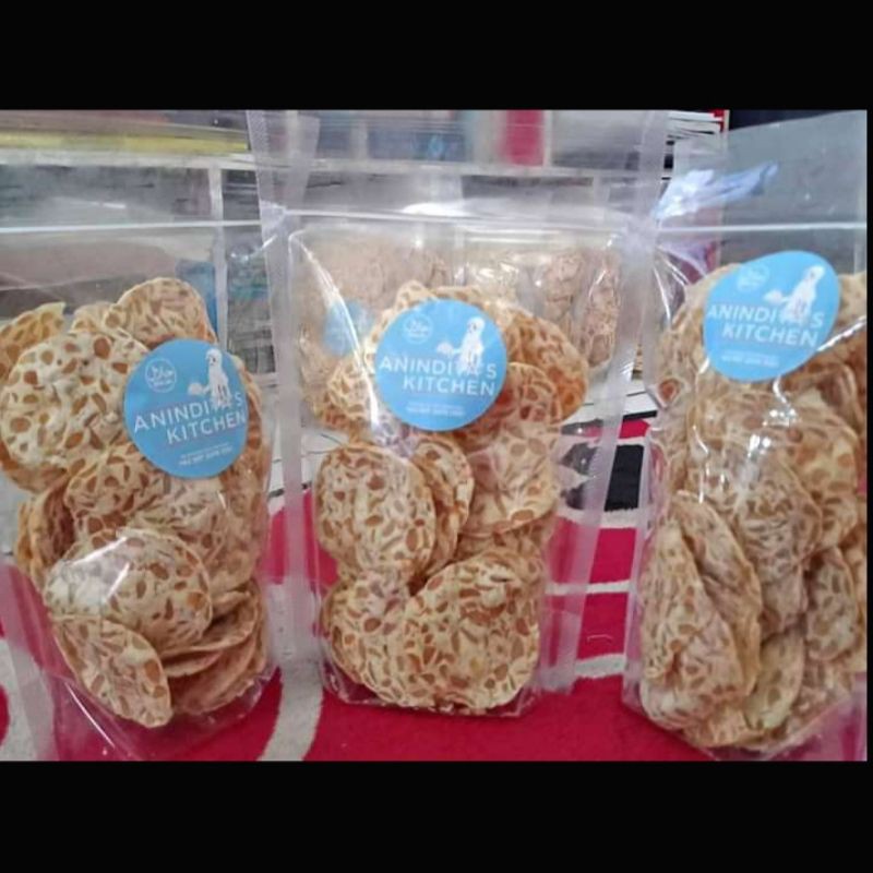 

Keripik Tempe gurih renyah 250gr/gorengan tempe