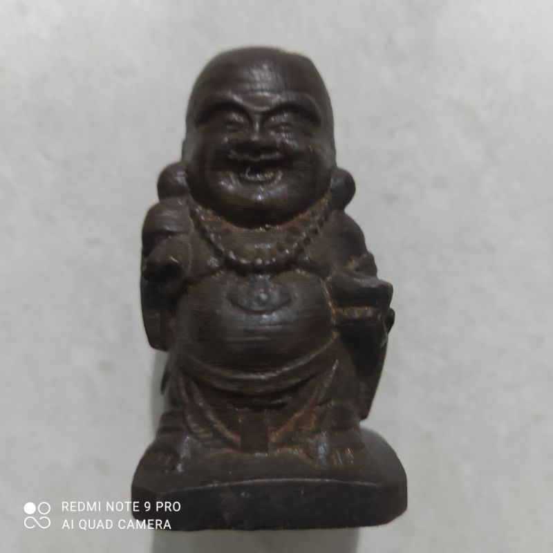 ukiran kayu gaharu buaya patung budha maetreya mi le fo berdiri kecil